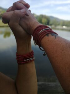 Il Bracciale dellla sorellanza - Le Sorelle (30)