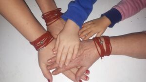 Il Bracciale dellla sorellanza - Le Sorelle (35)