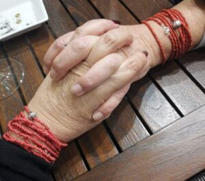 Il Bracciale dellla sorellanza - Le Sorelle (36)