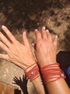 Il Bracciale dellla sorellanza - Le Sorelle (43)