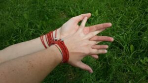 Il Bracciale dellla sorellanza - Le Sorelle (52)