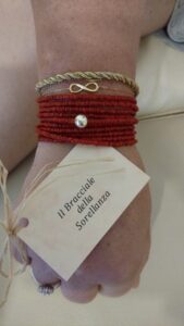 Il Bracciale dellla sorellanza - Le Sorelle (60)