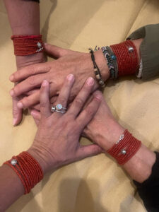 Il Bracciale dellla sorellanza - Le Sorelle (86)