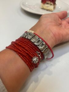 Il Bracciale dellla sorellanza - Le Sorelle (93)